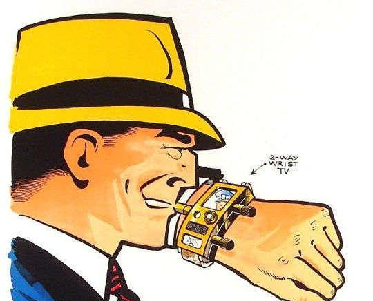 Dick Tracy''s two-way wrist radio