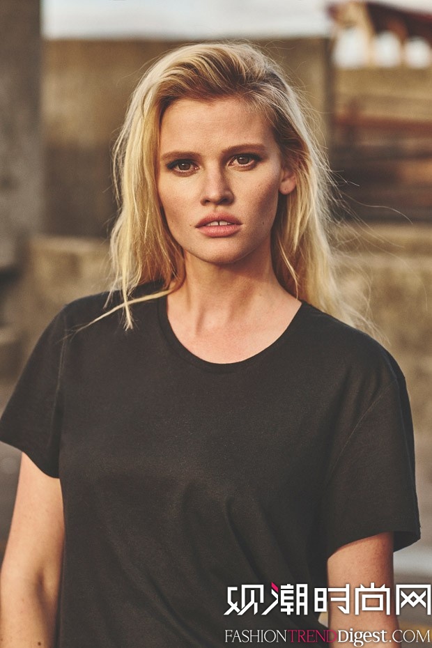 Lara Stone[Russhs־ƬDƬ