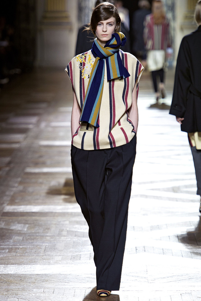 Dries Van Noten 2013ﶬŮbϵУrbܣDƬ