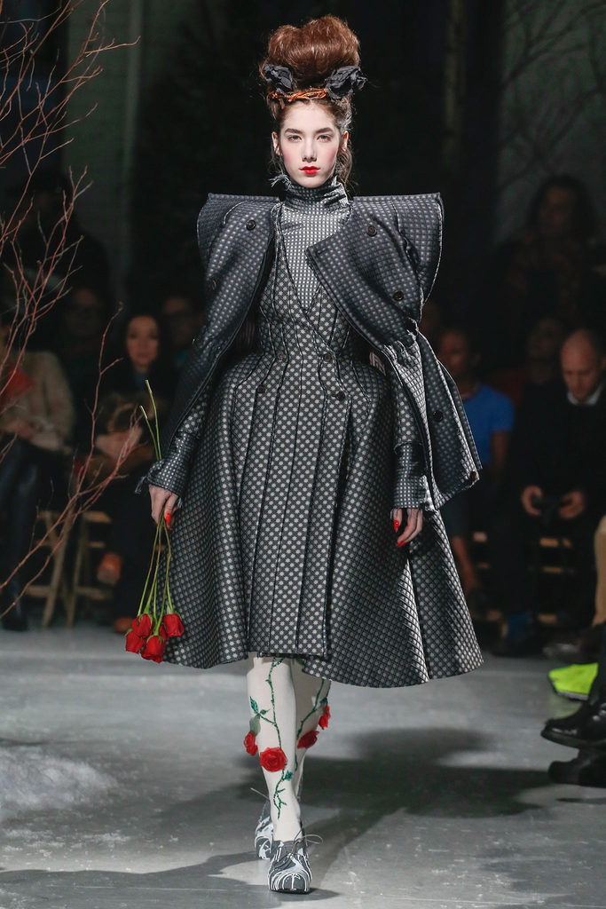 Thom Browne 2013ﶬŮbϵУ~srbܣDƬ