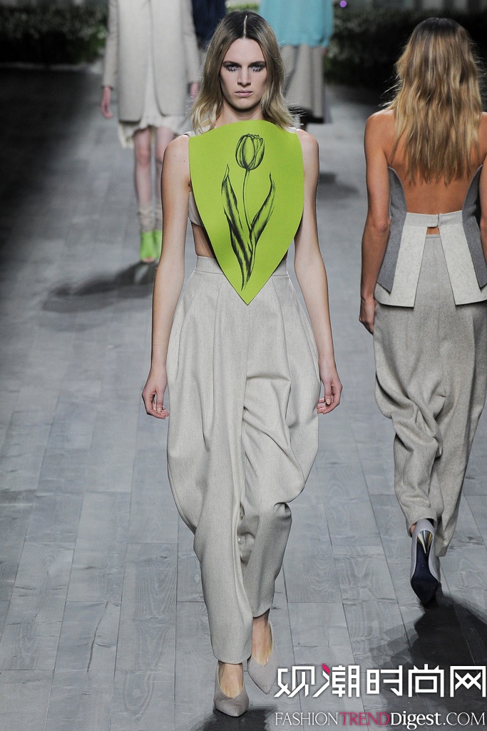 Vionnet  2014ﶬrbŮbDƬ