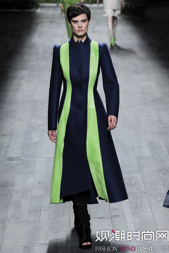 Vionnet  2014ﶬrbŮbDƬ