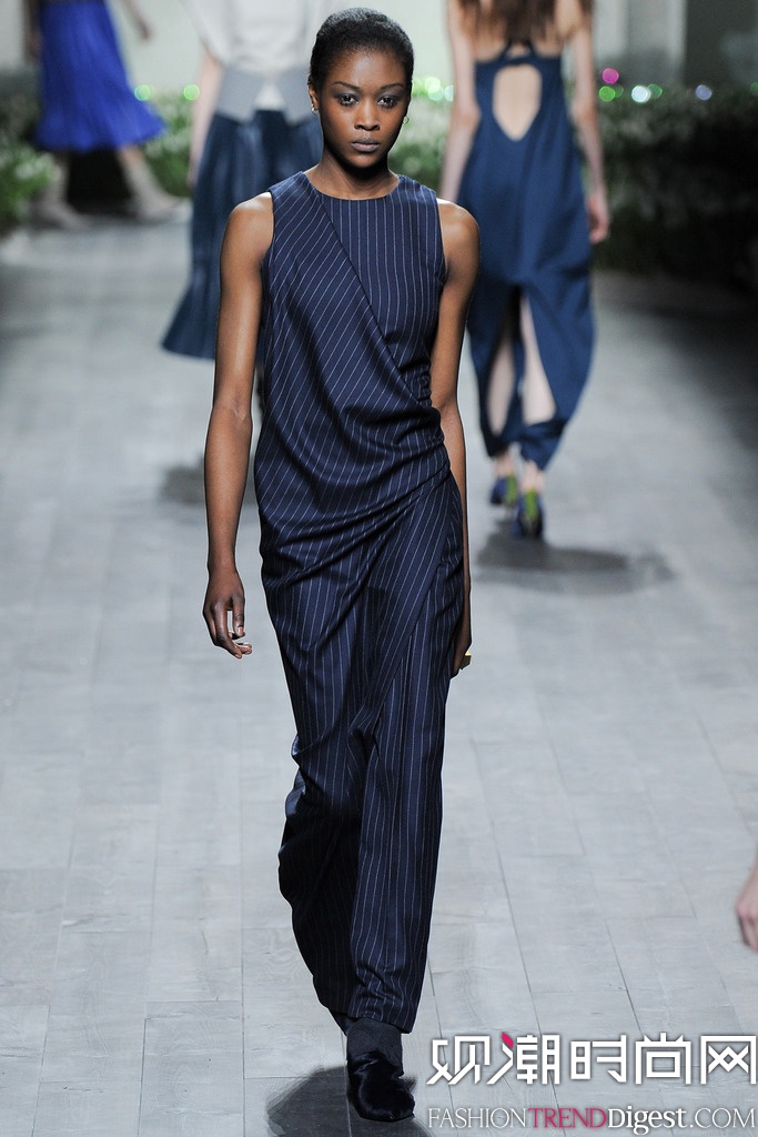 Vionnet  2014ﶬrbŮbDƬ