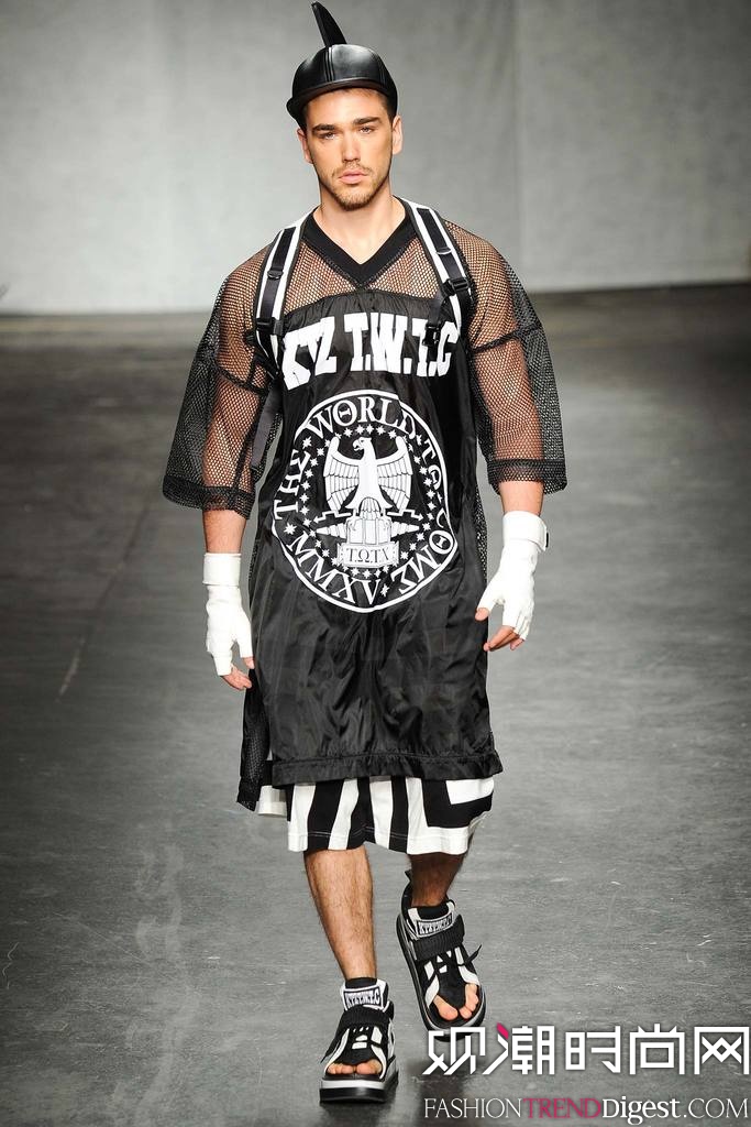 KTZ 2015bϵиDƬ