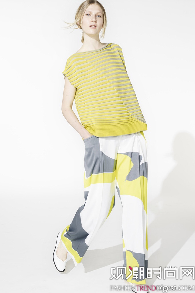 Issey Miyake 2015紺ŮbȼϵиDƬ