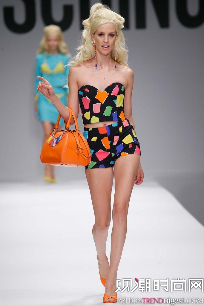 Moschino 2015mrbDƬ