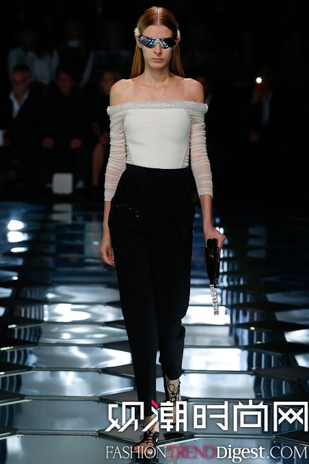 Balenciaga 2015İrbDƬ