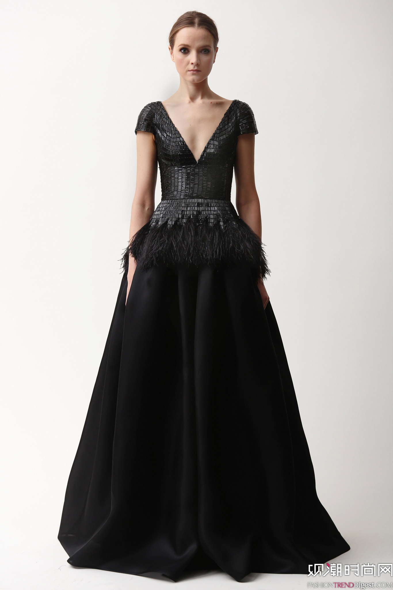 Naeem Khan 2015ϵиDƬ