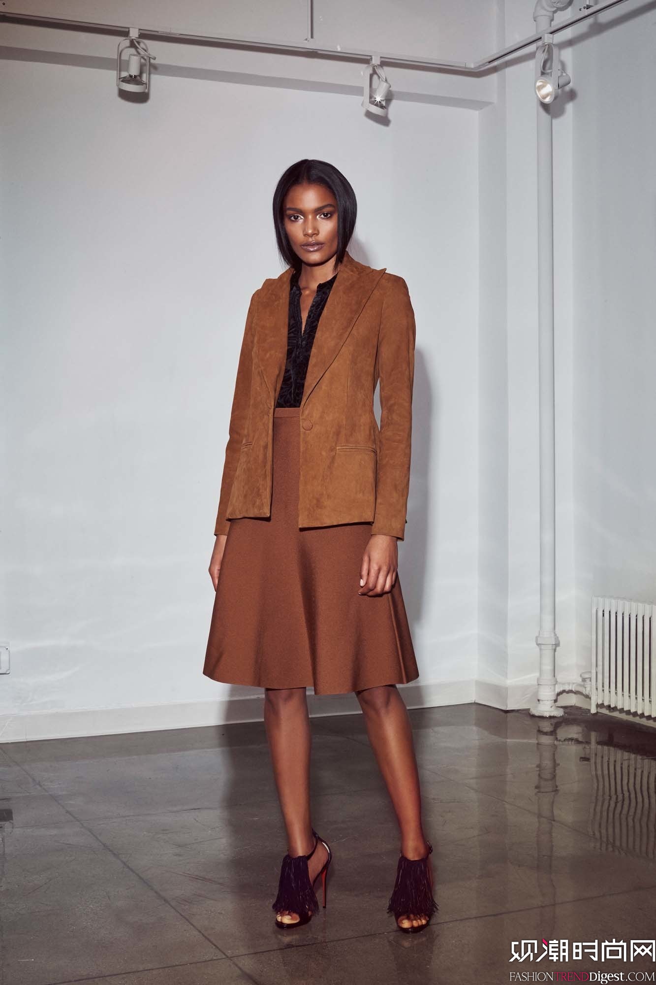 Cushnie et Ochs 2016LOOKBOOKDƬ