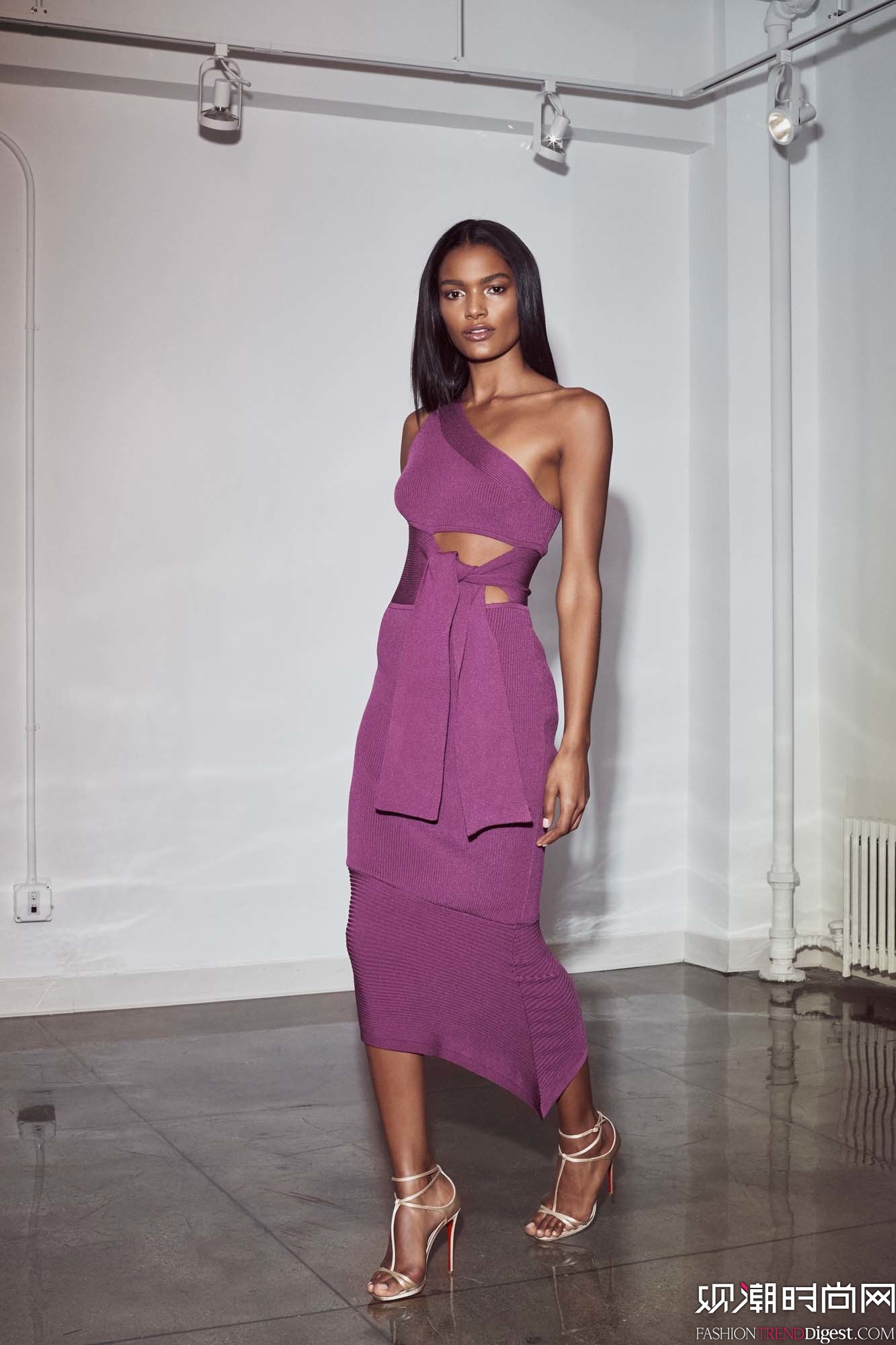 Cushnie et Ochs 2016LOOKBOOKDƬ