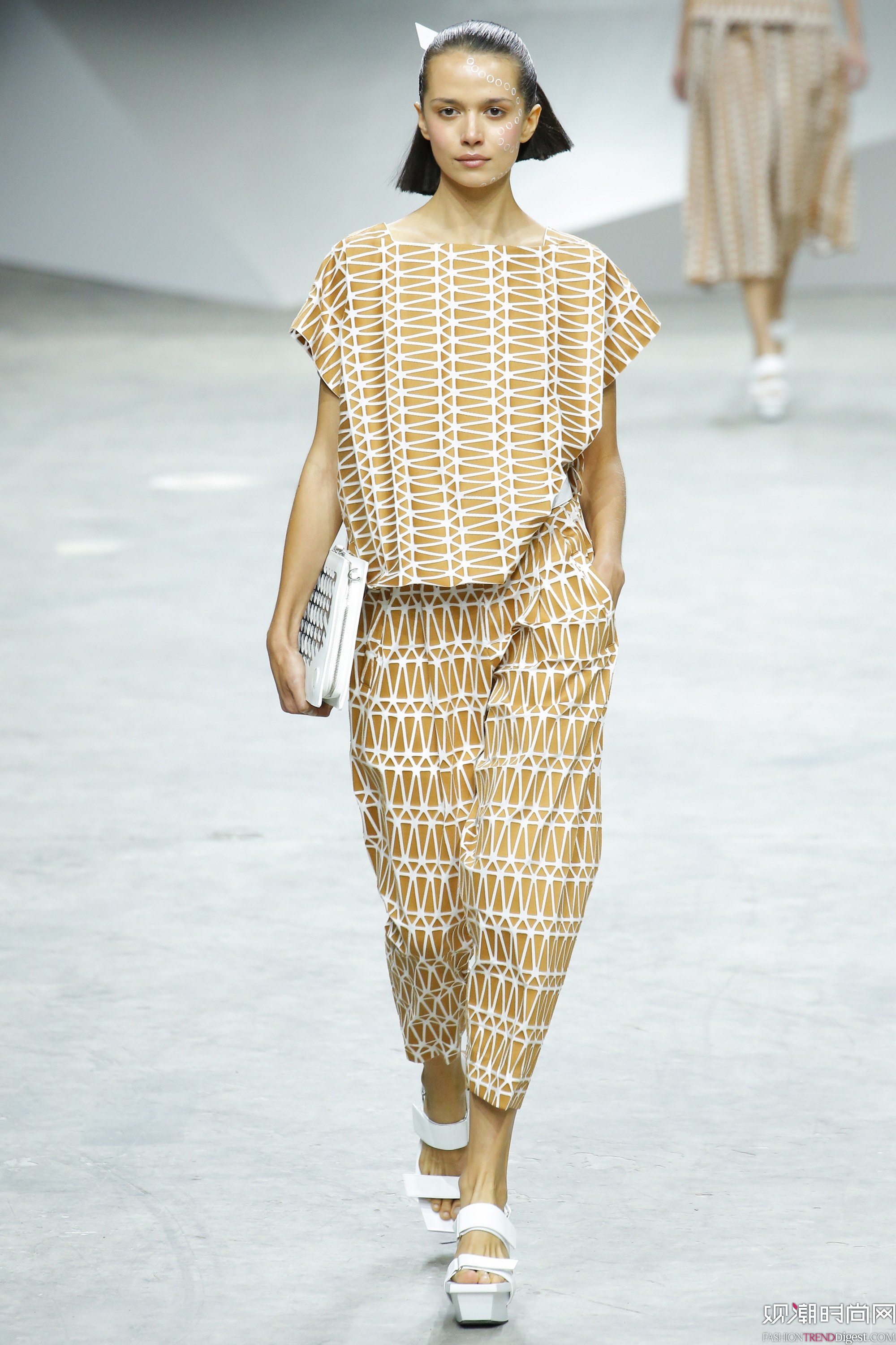 Issey Miyake 2017ϵDƬ