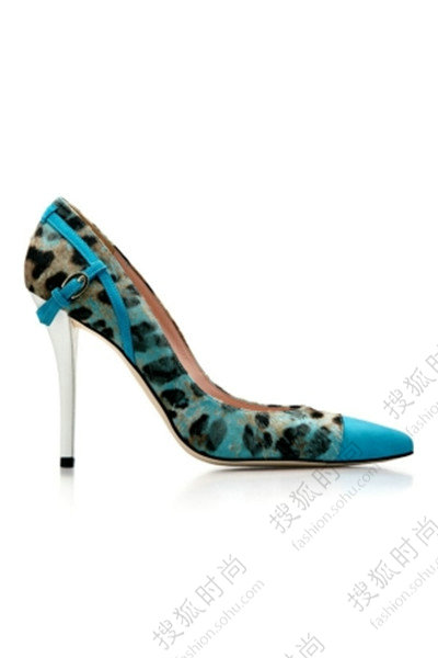 Animalier nei toni del tucrchese, Stuart Weitzman_1