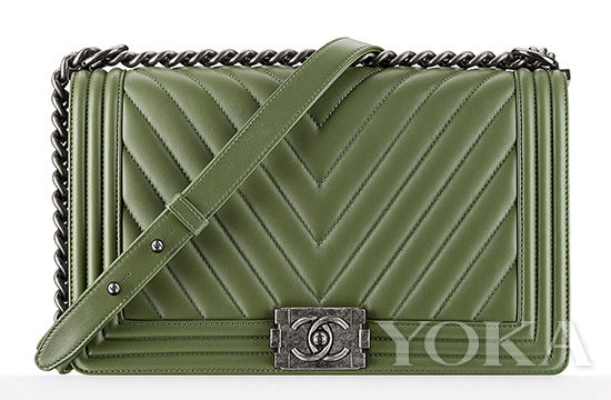 Chanel Chevron Boy Bag Լ31000