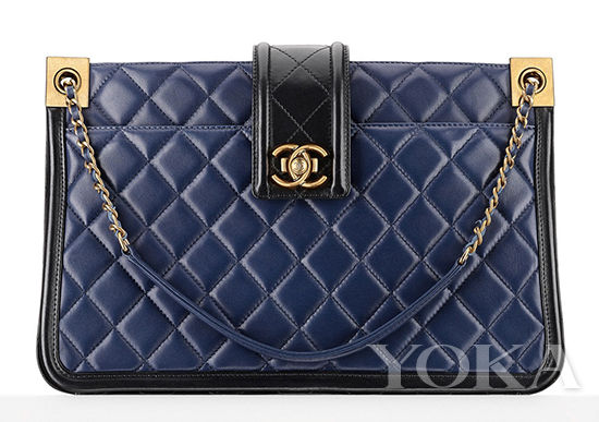 Chanel Large Bicolor Shopping Tote Լ31200