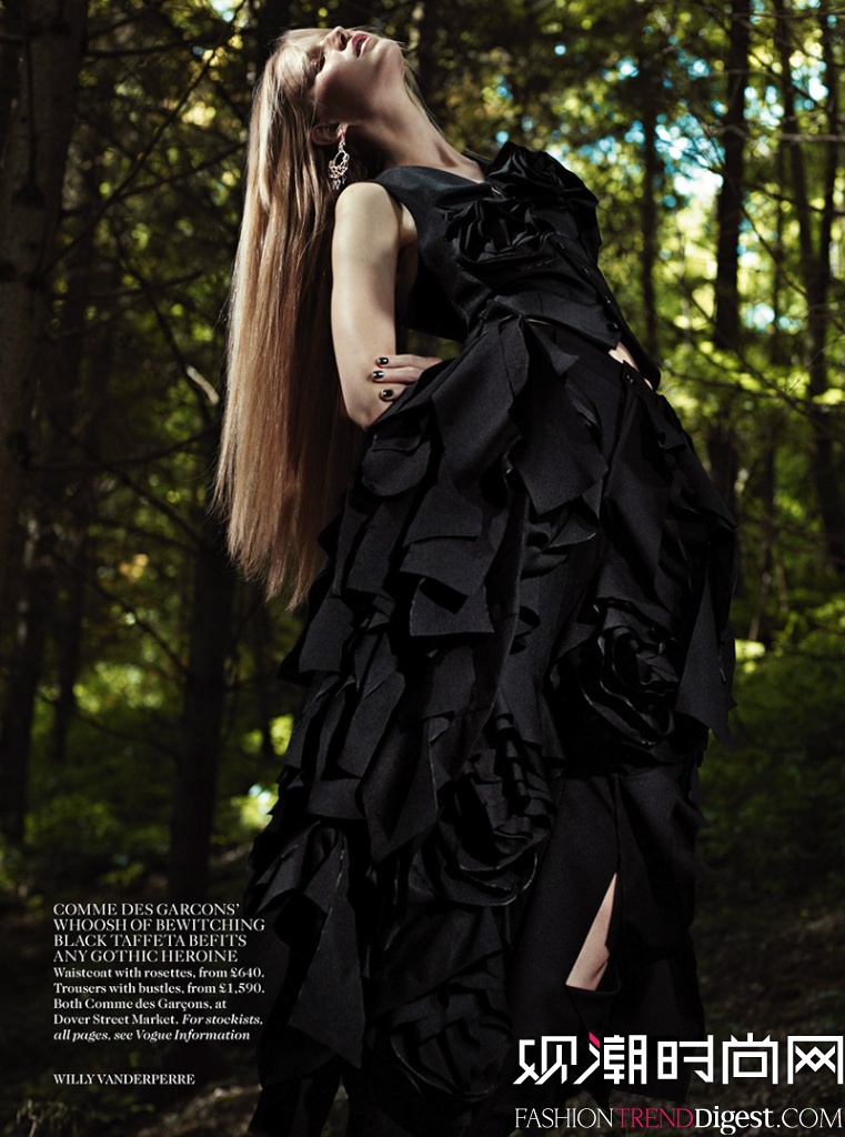 SUVI KOPONEN [Ӣ桶VOGUE201311¿DƬ
