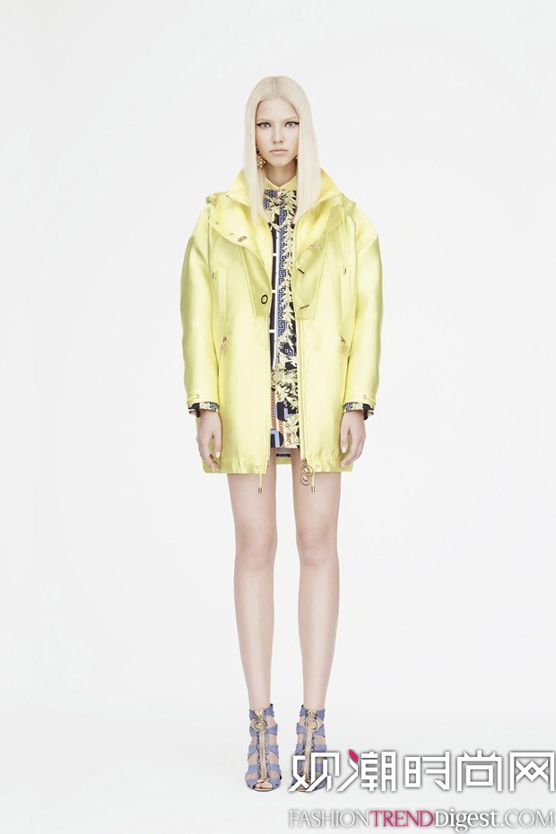 Sasha LussĔzVersace 2015紺ϵLookbookDƬ