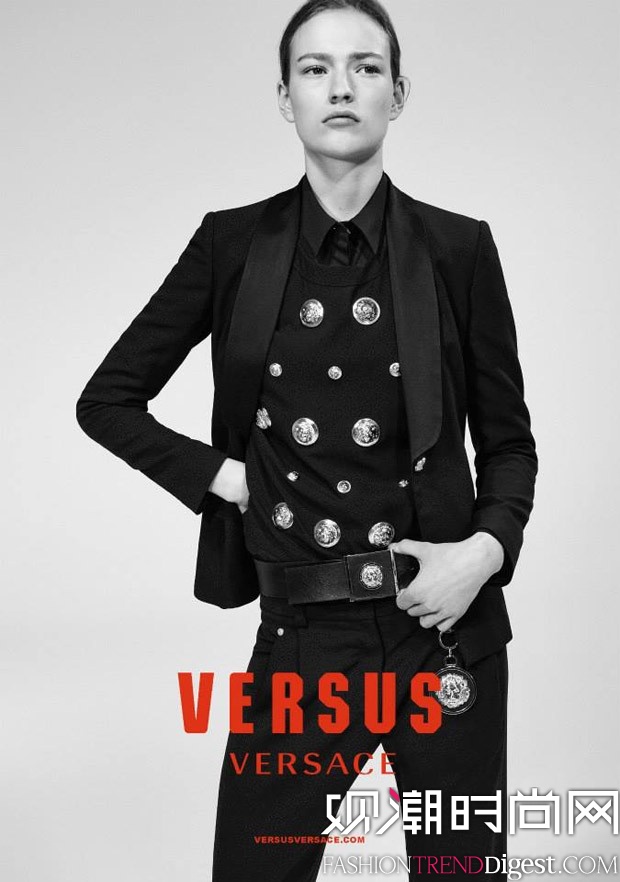 Versus Versace 2015ﶬϵЏVDƬ