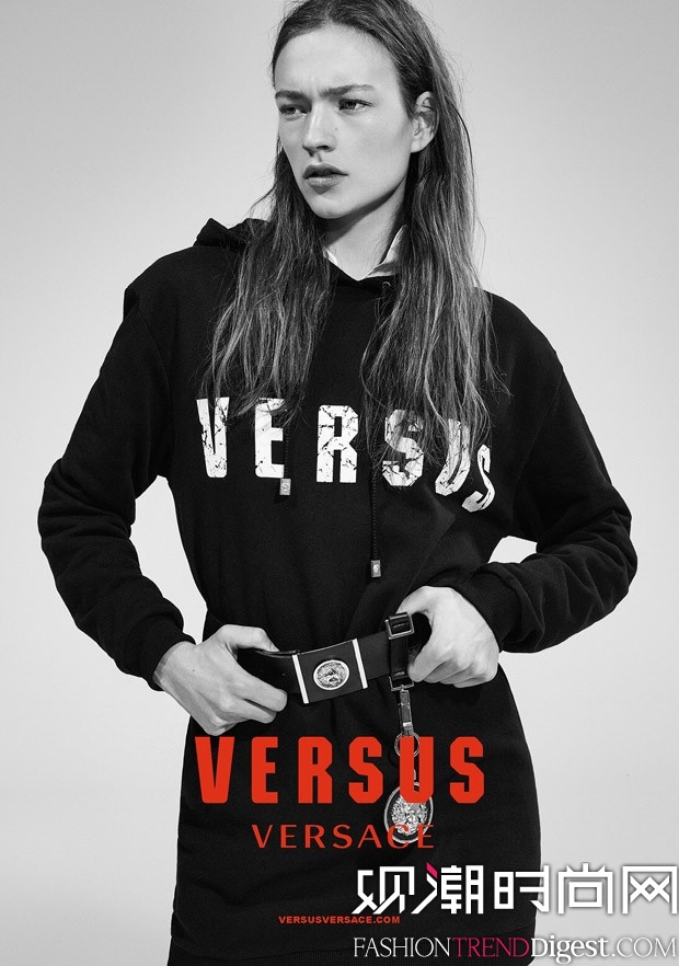 Versus Versace 2015ﶬϵЏVDƬ