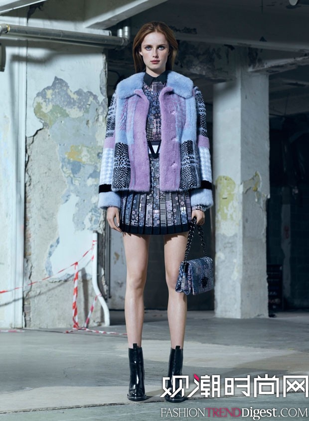 Versace 2016ϵLookBookDƬ