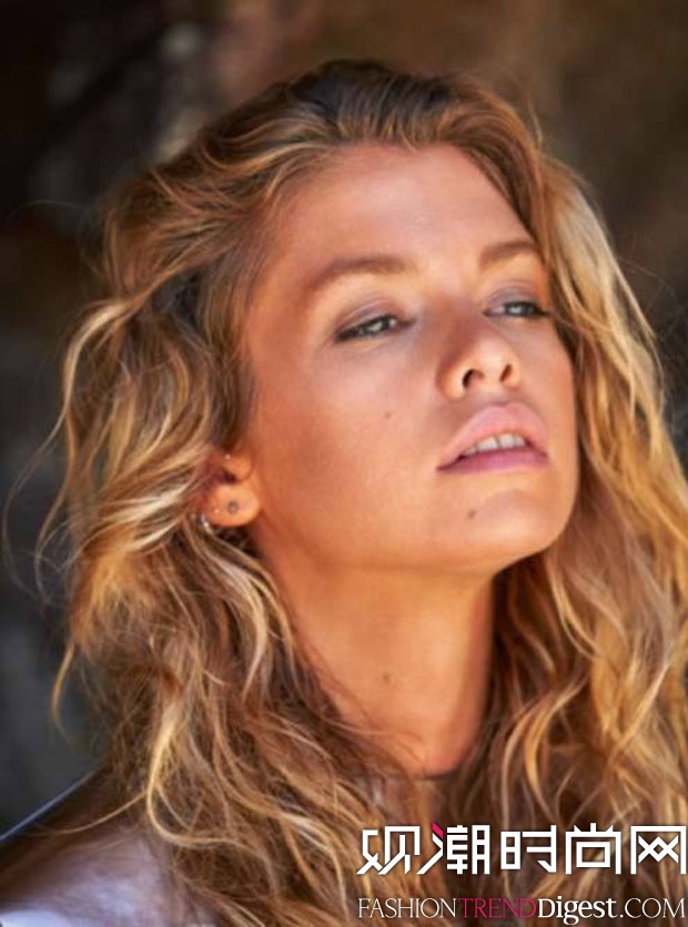 Stella Maxwell[桶Elle20164¿s־DƬ