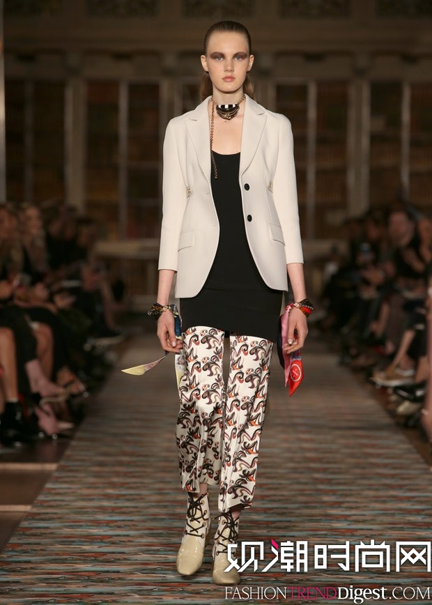 Christian Dior 2017�紺ϵ���㳡����ͼƬ