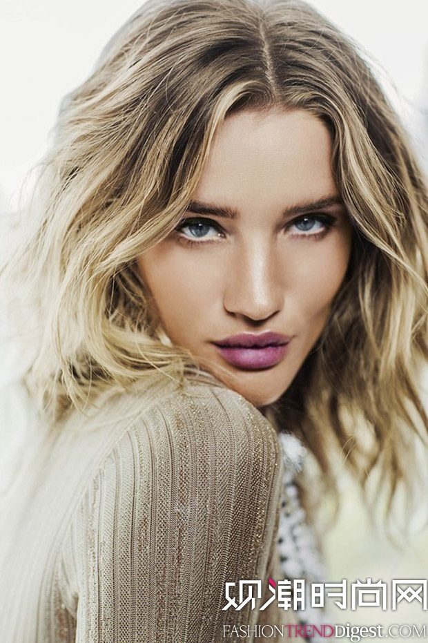 Rosie Huntington-Whiteley̩桶Vogue20167־ͼƬ