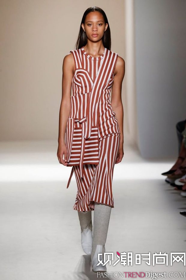 Victoria Beckham 2017ϵм~sr(sh)bܸDƬ