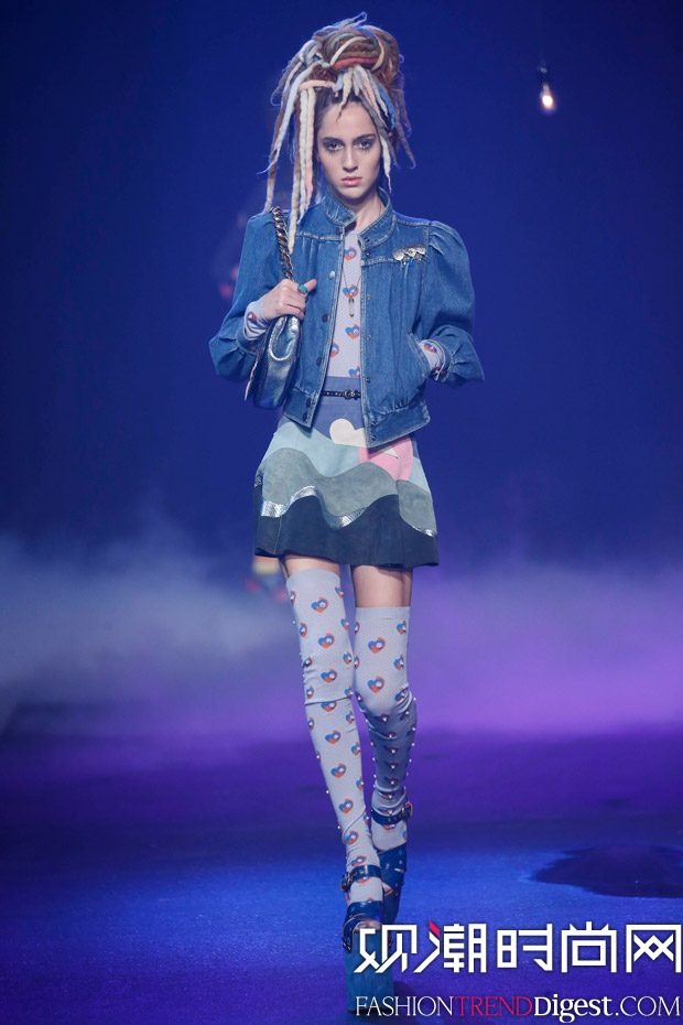 Marc Jacobs SS2017~srbŮbϵаlDƬ