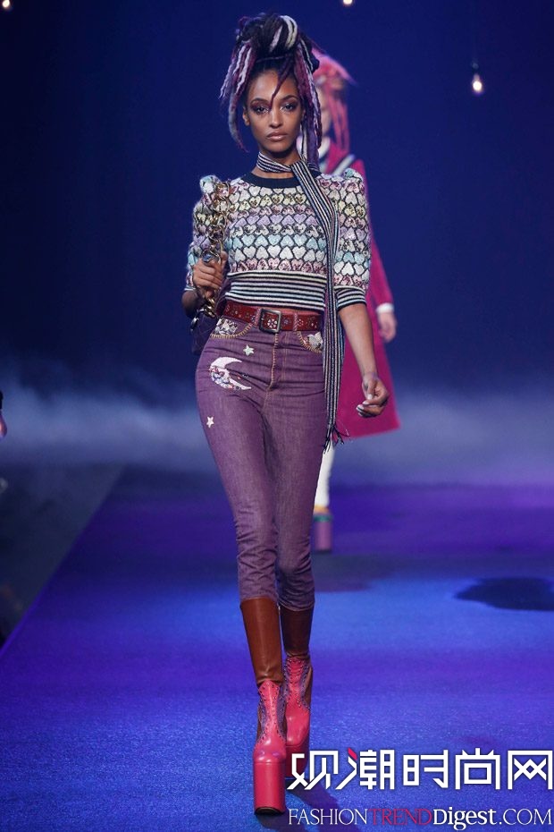 Marc Jacobs SS2017~srbŮbϵаlDƬ
