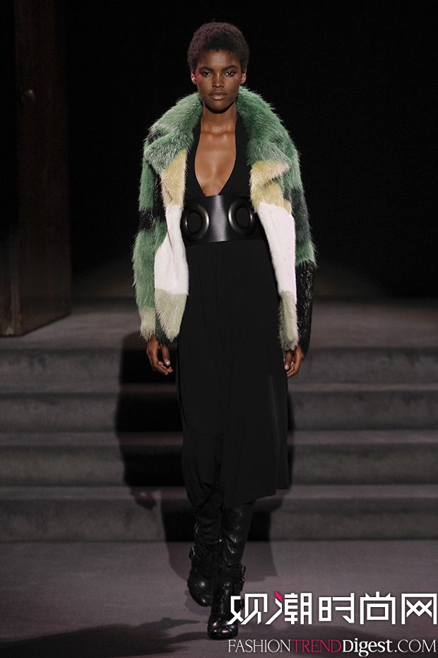 Tom Ford 2016�ﶬŮװϵ���㳡����ͼƬ