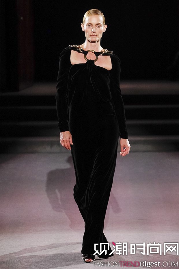 Tom Ford 2016�ﶬŮװϵ���㳡����ͼƬ