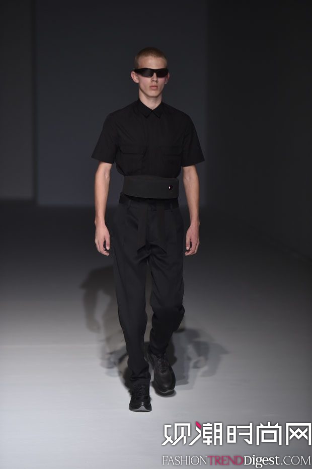 Chalayan 2017ϵаrbܸDƬ