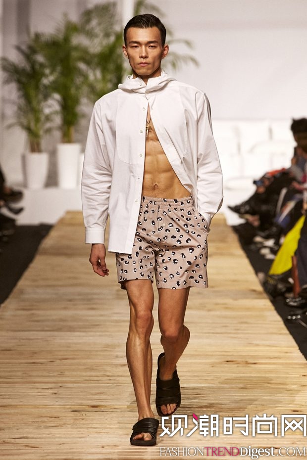 Beyond Closet 2017����ϵ���׶�ʱװ�ܸ���ͼƬ