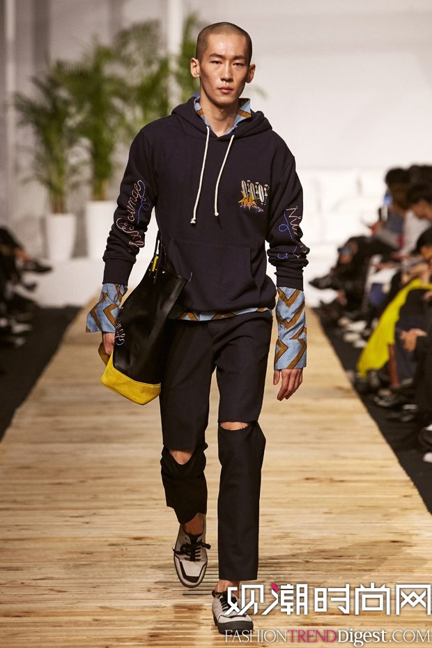 Beyond Closet 2017����ϵ���׶�ʱװ�ܸ���ͼƬ