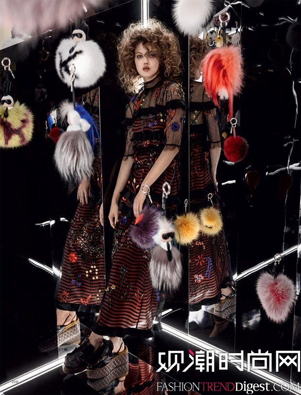 Lindsey Wixson϶˹桶HARPERS BAZAAR20169־ͼƬ