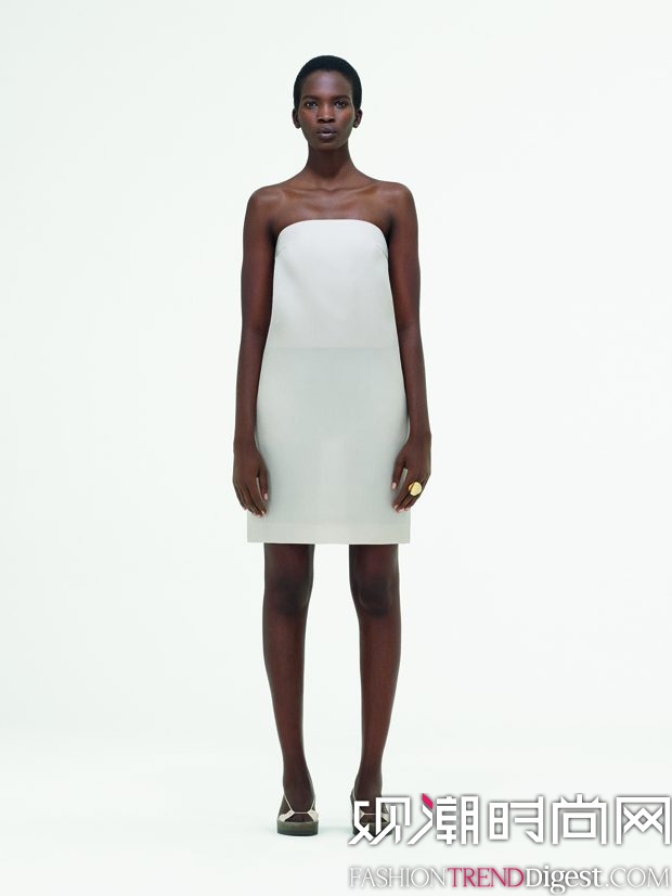 COS 2017ŮbϵLookBookDƬ