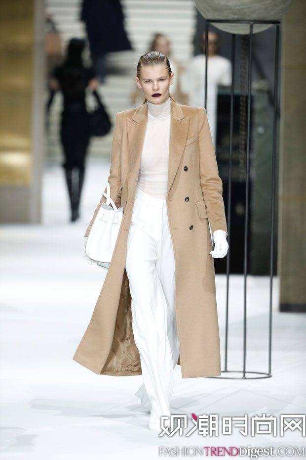 MAX MARA 2017ϵаlDƬ