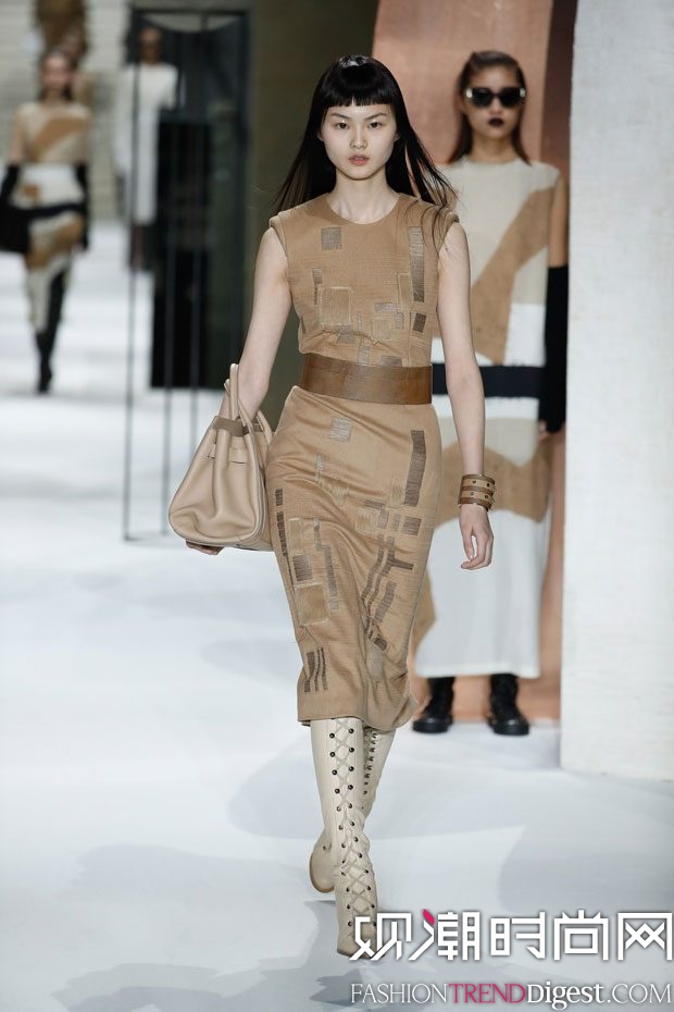 MAX MARA 2017ϵаlDƬ