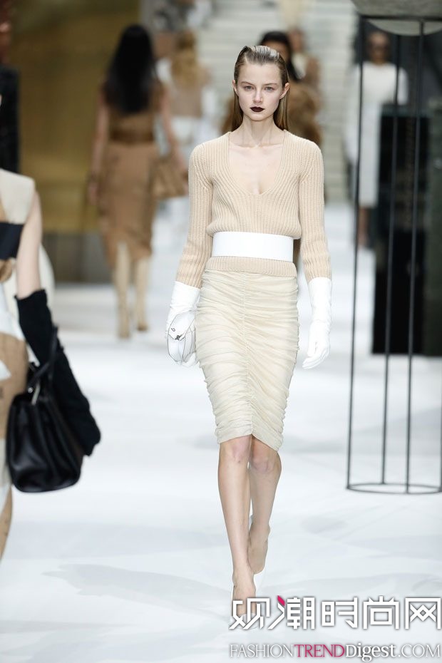 MAX MARA 2017ϵаl(f)DƬ