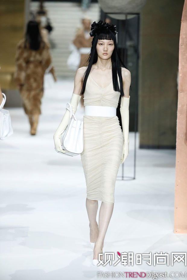 MAX MARA 2017ϵаlDƬ