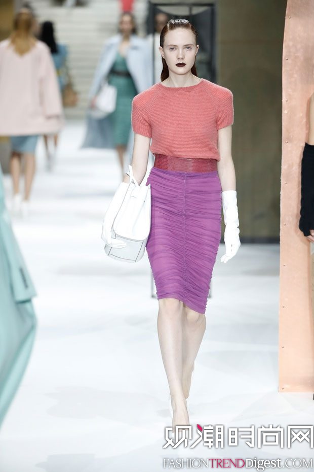 MAX MARA 2017ϵаl(f)DƬ