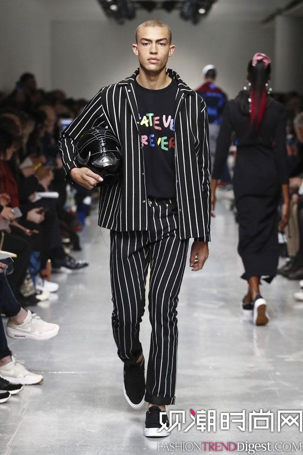 Bobby Abley 2017װϵ㳡ͼƬ