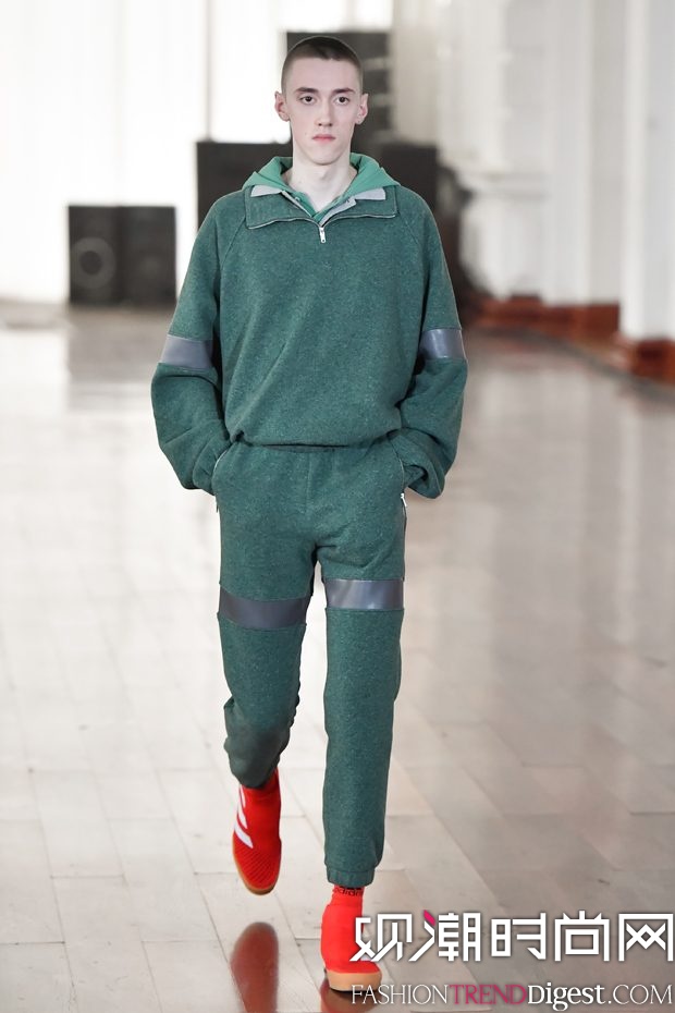 Gosha Rubchinskiy 2017/18ﶬ㳡ϵзͼƬ