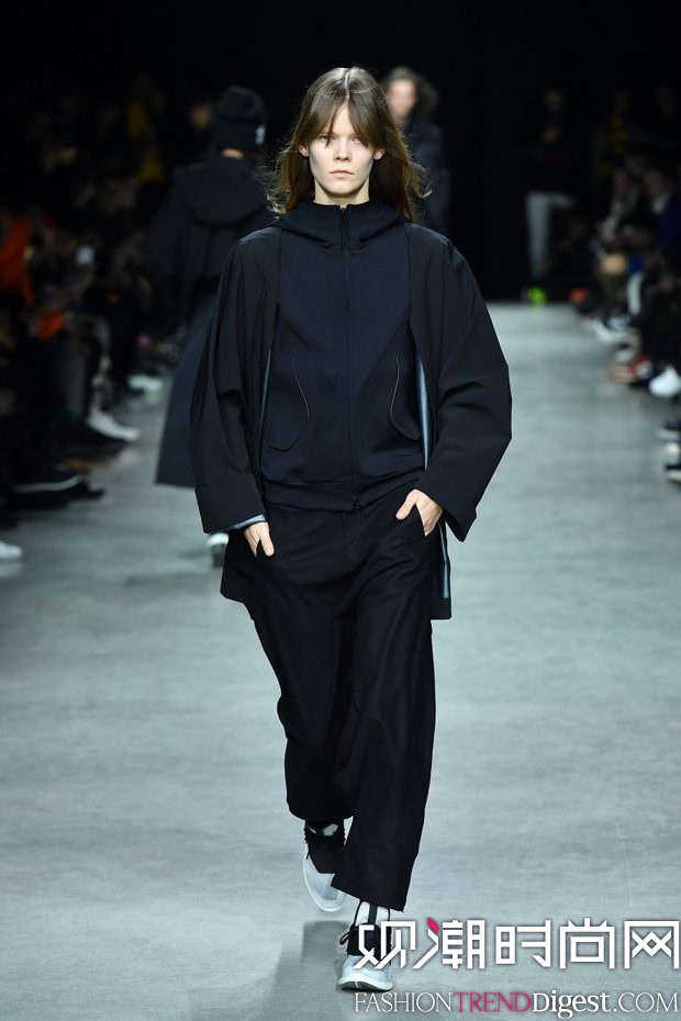 rb Y-3 2017/18ﶬϵаlDƬ