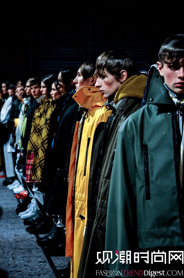 rb KENZO Fall Winter 2017.18ﶬŮbϵаlDƬ