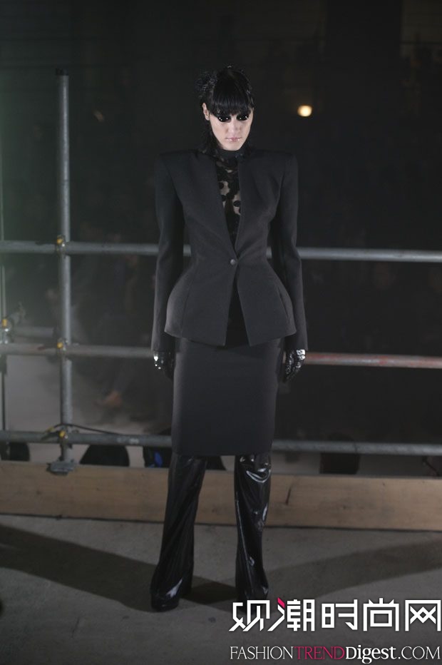 ׶ʱװ GARETH PUGH 2017ﶬϵ㳡ͼƬ