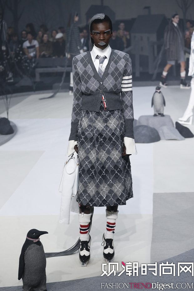 ŦԼʱװ THOM BROWNE 2017ﶬϵ㳡ͼƬ