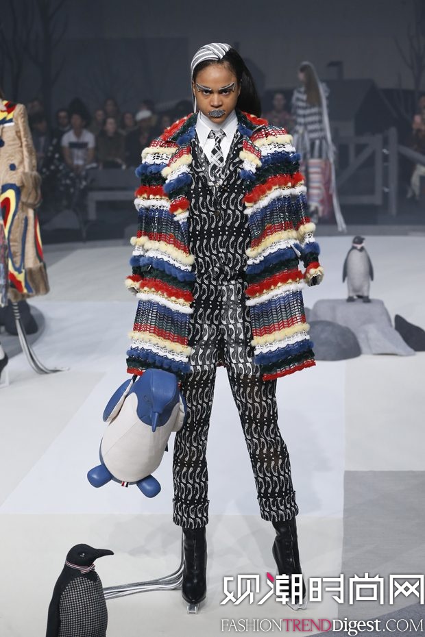 ŦԼʱװ THOM BROWNE 2017ﶬϵ㳡ͼƬ