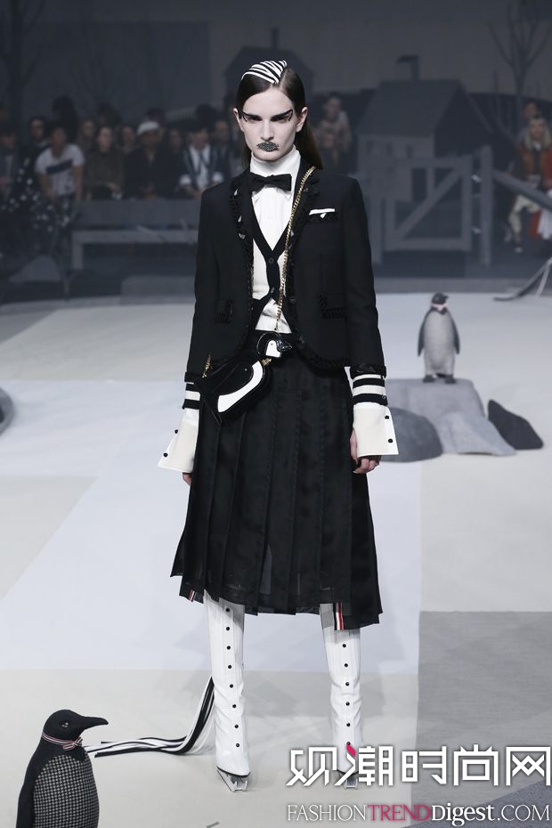 ŦԼʱװ THOM BROWNE 2017ﶬϵ㳡ͼƬ