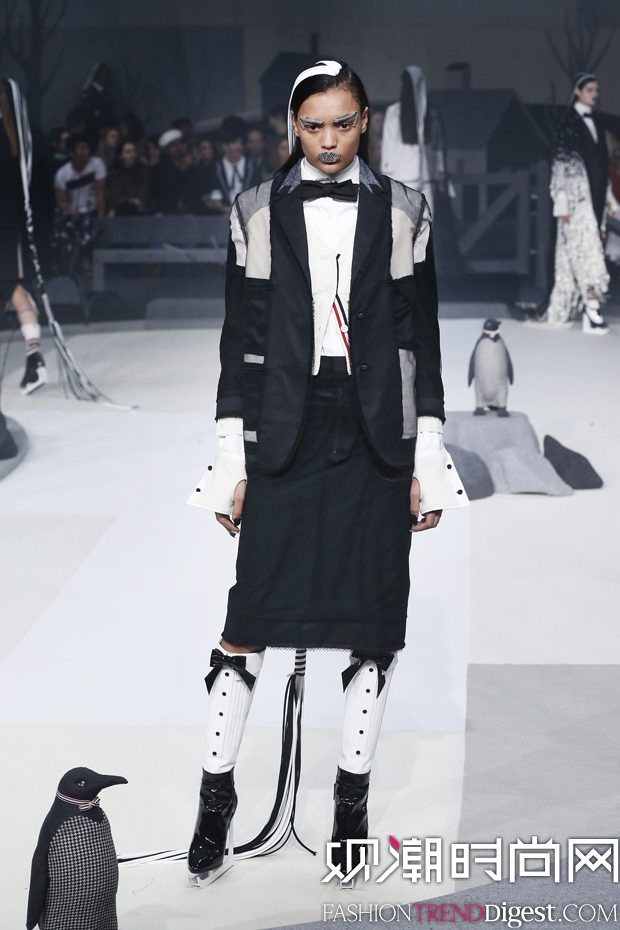 ŦԼʱװ THOM BROWNE 2017ﶬϵ㳡ͼƬ